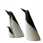 penguin sculpture by Giang Dinh